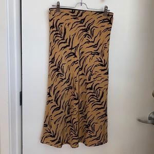 NWT Madewell tiger print silk midi skirt size 6
